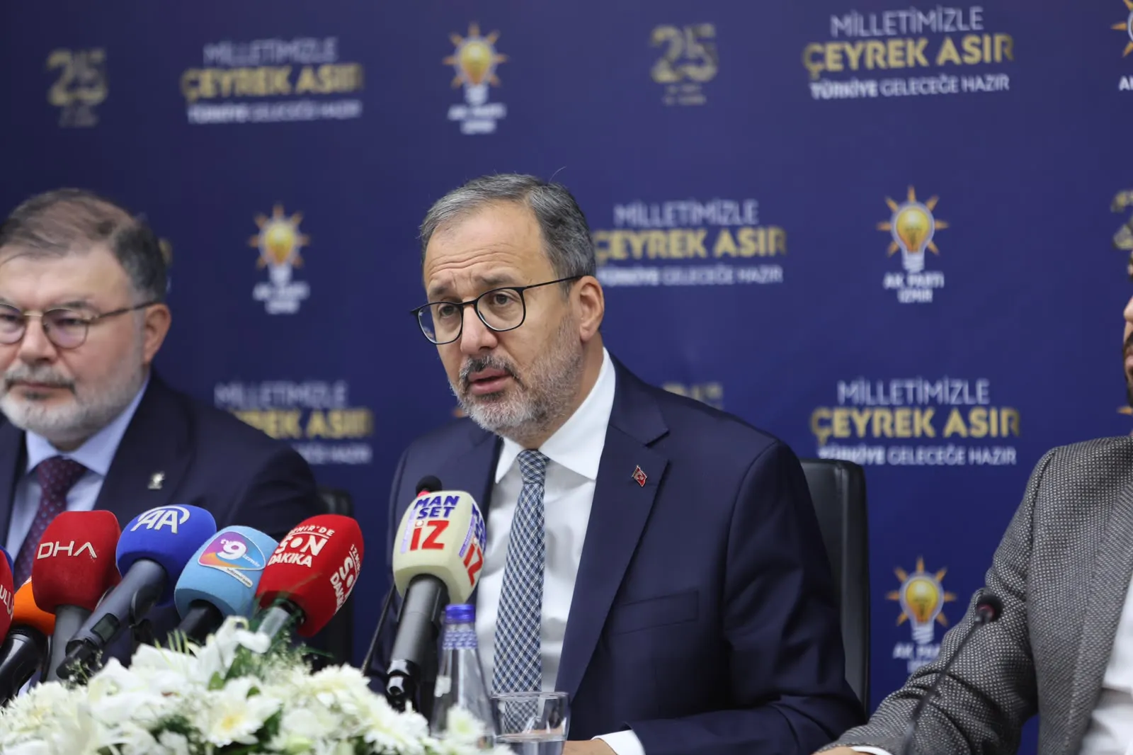 AK Parti İzmir Milletvekili Mehmet Muharrrem Kasapoğlu.