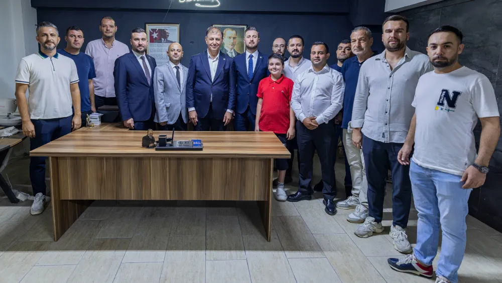 Başkan Tugay’dan gençlere mesaj: Sizler için çalışıyorum