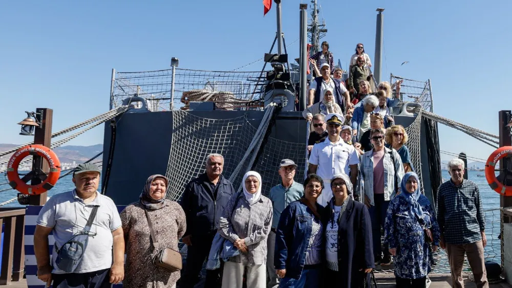 Büyükşehir’den emeklilere İzmir turu
