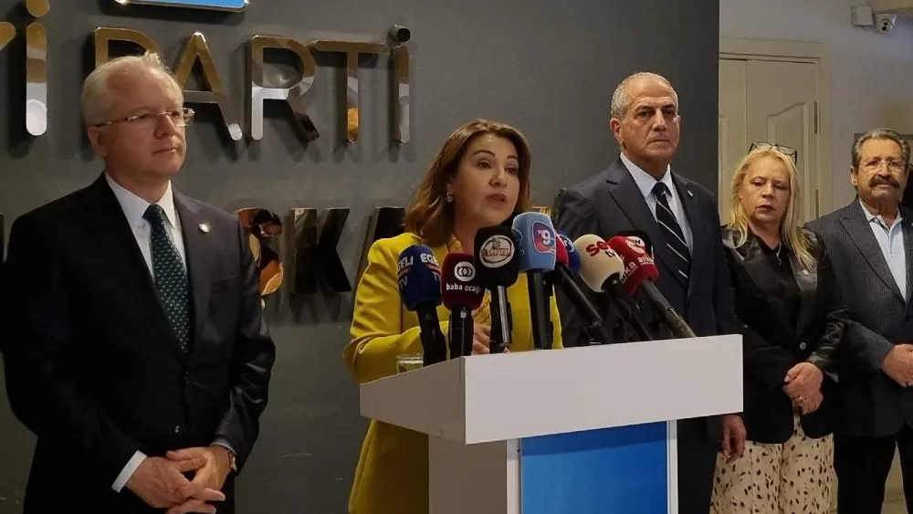 İYİ Parti’den AK Parti transferlerine eleştiri: İzmirlinin iradesi pazarlık konusu değildir