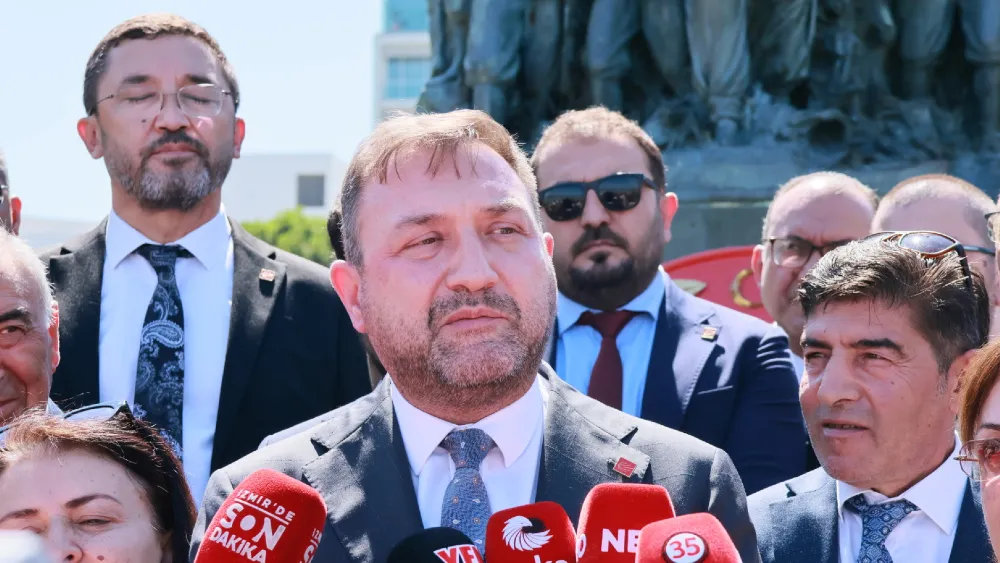 CHP’li Gümrükçü’den 9 Eylül’de çifte bayram mesajı: Aydınlık yarınları hep birlikte inşa edeceğiz