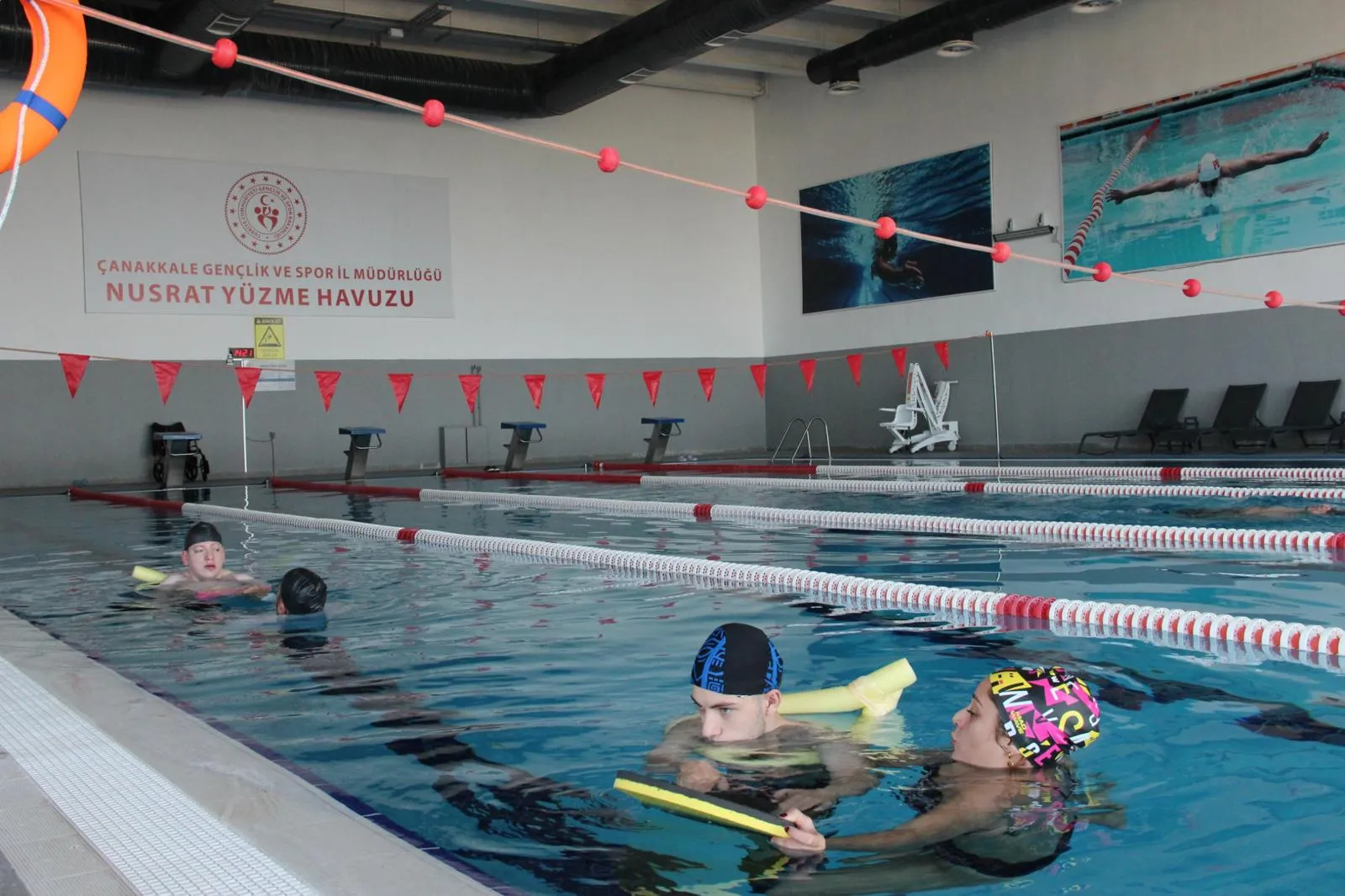 Üç gün süren programda serebral palsili gençler spor ve atölye faaliyetlerine katılırken aileleri de uzman eğitimleri ve kişisel gelişim oturumlarından yararlandı.
