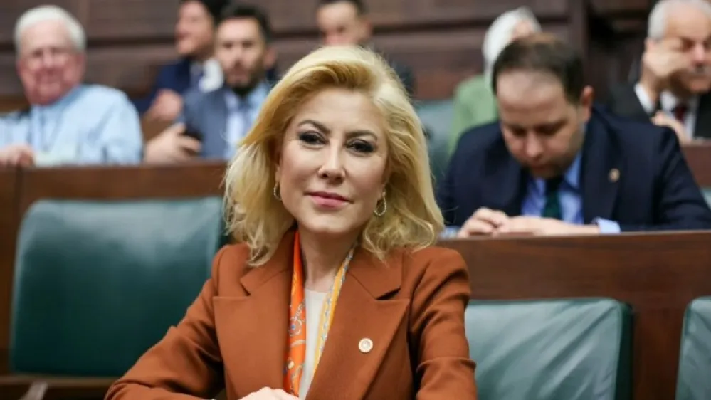 AK Partili Bursalı’dan muhalefete sert tepki: Mesele İzmirliye hizmet etmek değilmiş