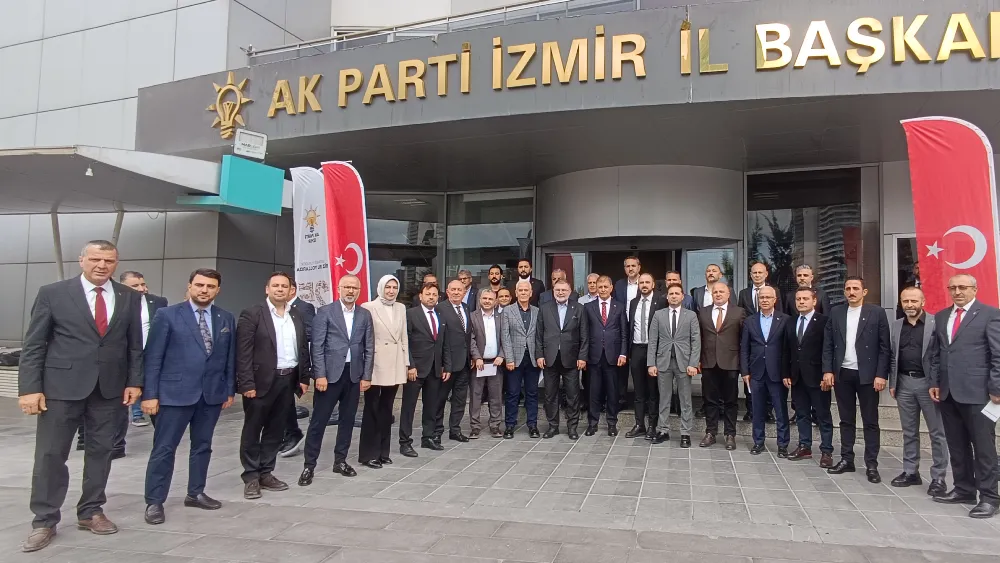 AK Parti'ye geçen Tugay'dan yoğun mesai: İlçe başkanlarıyla birlik ve beraberlik mesajı