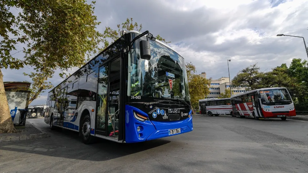 ESHOT ve İZULAŞ’ın filosu gençleşiyor: Toplam 11 yeni otobüs yolda
