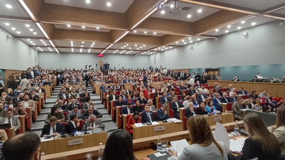 Büyükşehir’de komisyon gerilimi: YENİ Parti’nin üye sayısı düşürülsün talebine CHP ve AK Parti karşı çıktı