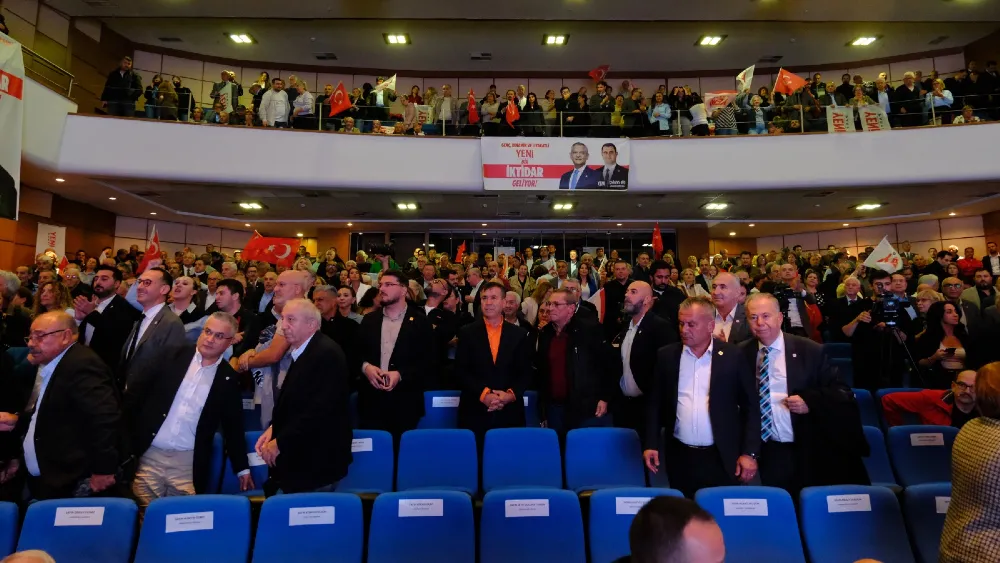Kocaoğlu'nun ‘Kumpas’ sözleri gerilimi yükseltti... İlçe başkanları ayaklandı