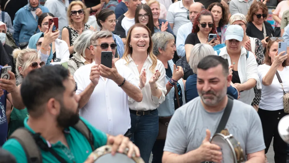 Kemeraltı’nda festival heyecanı başlıyor: Başkan Mutlu’dan İzmirlilere davet