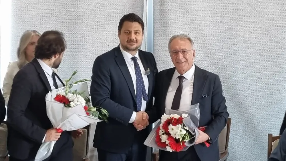İzmir Barosu’nda devir-teslim gerçekleşti: Sökmen dönemi resmen başladı