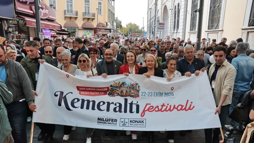 Kemeraltı’nın sokakları festivalle şenlendi