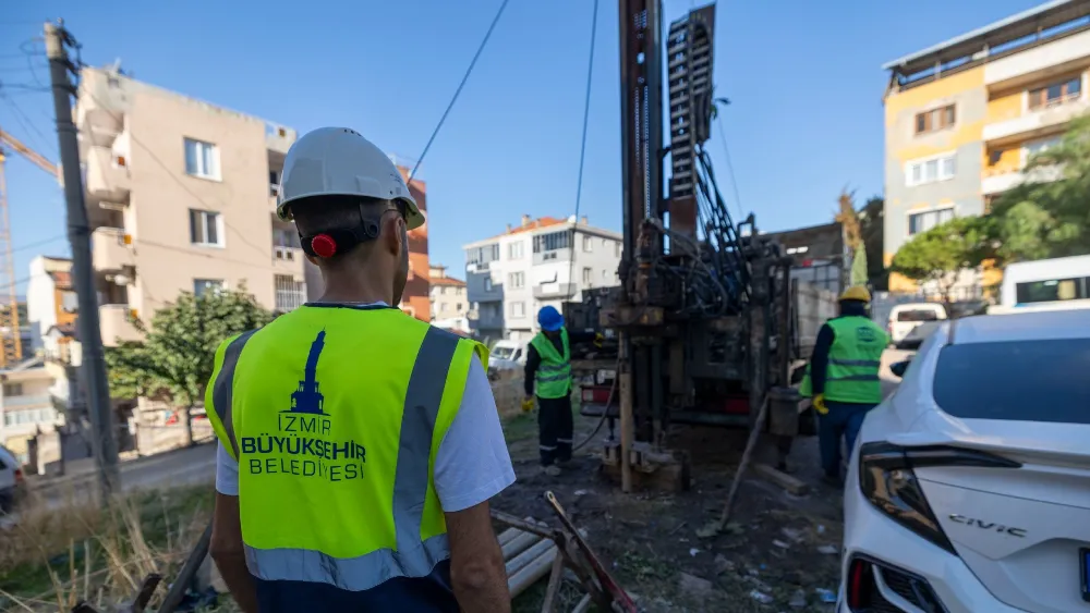 Mikrobölgeleme çalışmaları Konak ve Bayraklı’da sürüyor