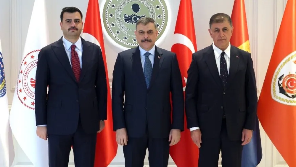 Ankara'da İzmir zirvesi... İnan ve Tugay’dan Bakan Çiftçi’ye ziyaret