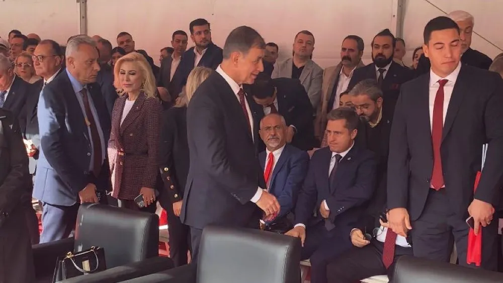 Cumhuriyet Bayramı töreninde Tugay ile Yeni Partili vekiller arasında soğuk rüzgârlar esti