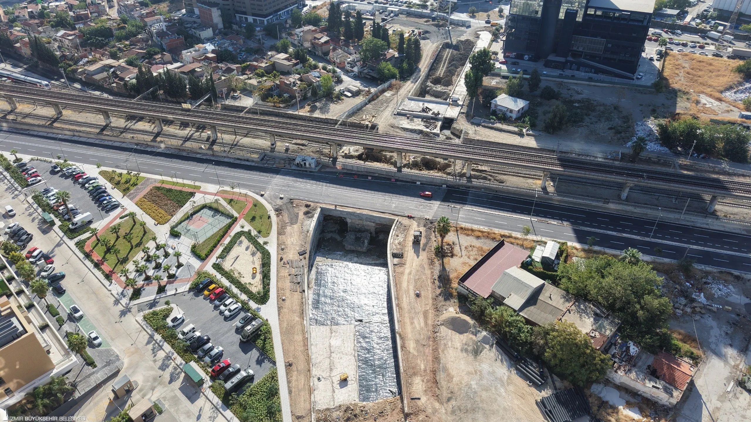 Mürselpaşa Karayolu Alt Geçidi, Gıda Çarşısı ile Halkapınar’ı birbirine bağlayacak.